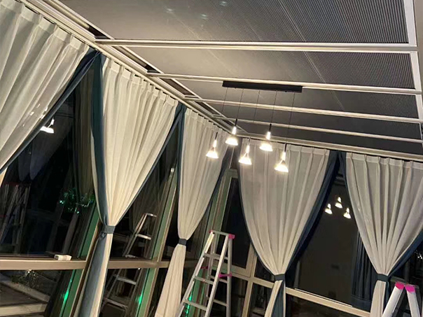 室內電動蜂巢簾